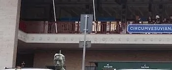 فندق مبيت وإفطار Vhome سورينتو