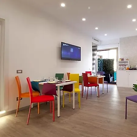 Vhome فندق مبيت وإفطار 4*