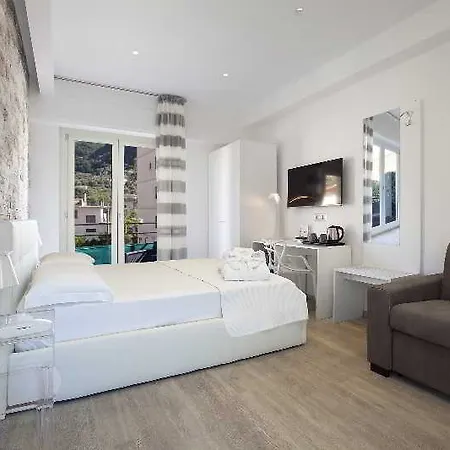 Vhome سورينتو