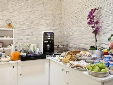 فندق مبيت وإفطار Vhome سورينتو